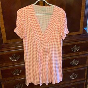 Super cute picnic style dress